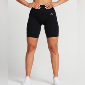 Classic Seamless Cycling Shorts Oner Active size Small black NWT